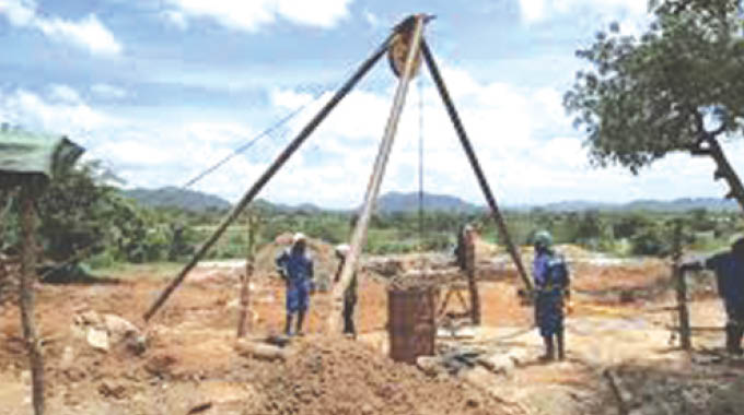 Small-scale miners seek Government support in exploration